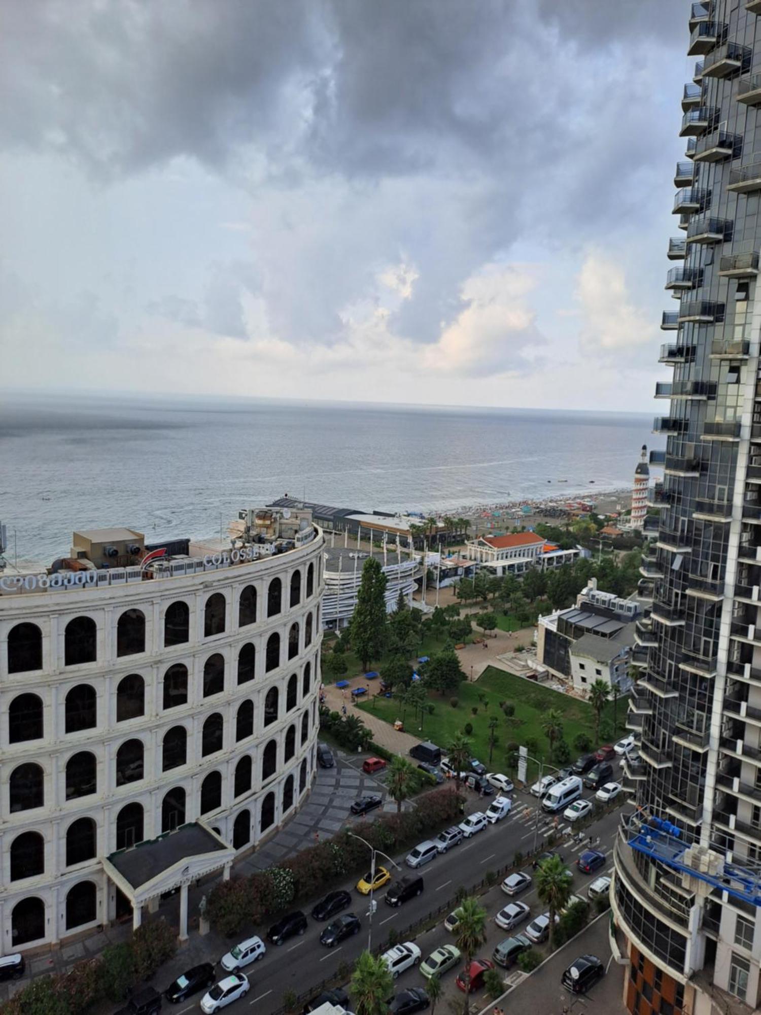 Welcome Orbi Batumi Sea View Apartment Exterior photo